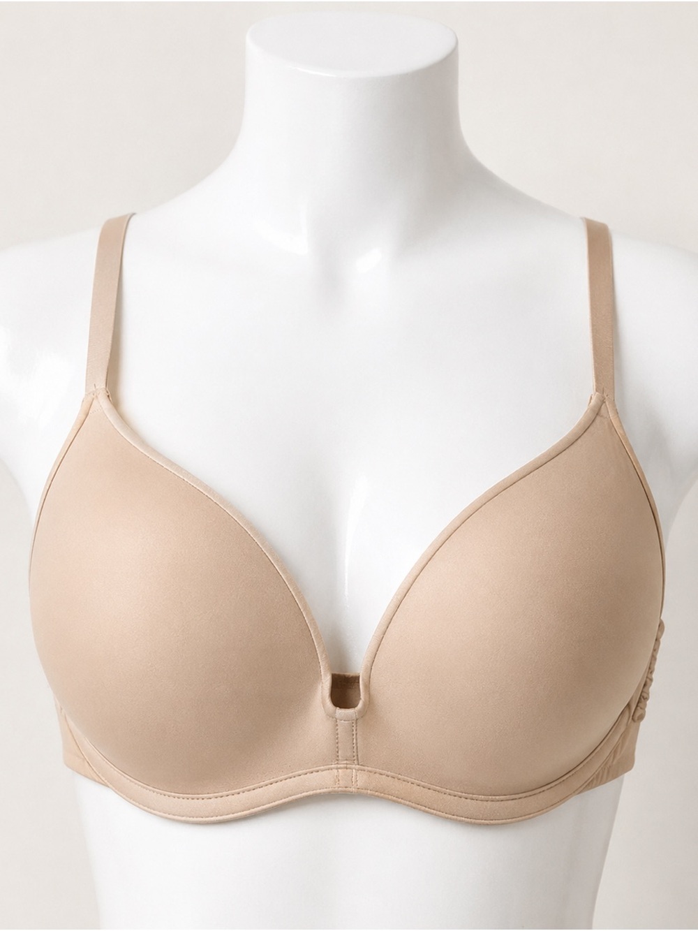 SKIMS Nude Plunge Bra Women’s 34D NWOT Underwire Smooth Everyday Neutral